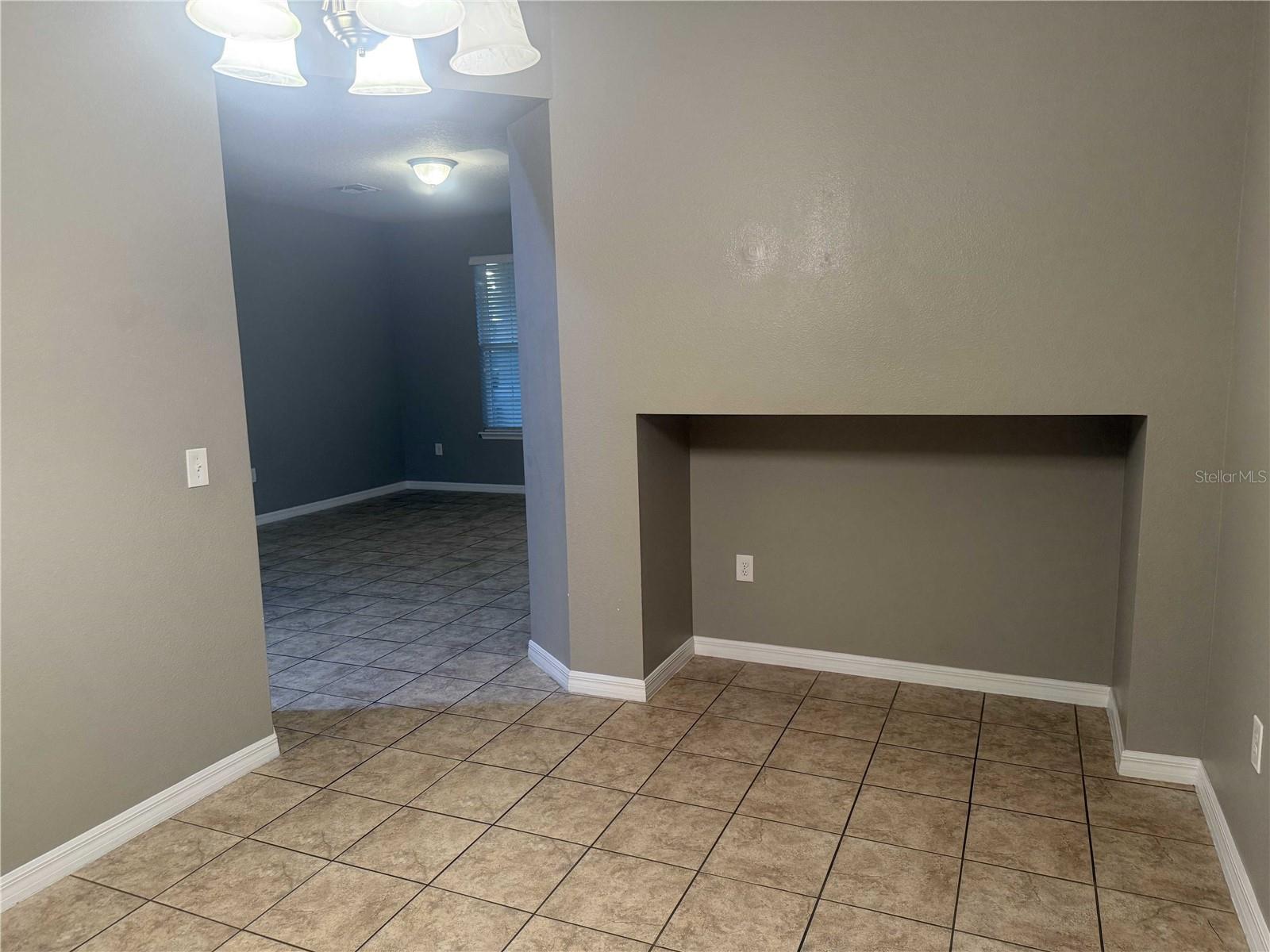 Image 11 of 30 For 12030 Silverlake Park Drive