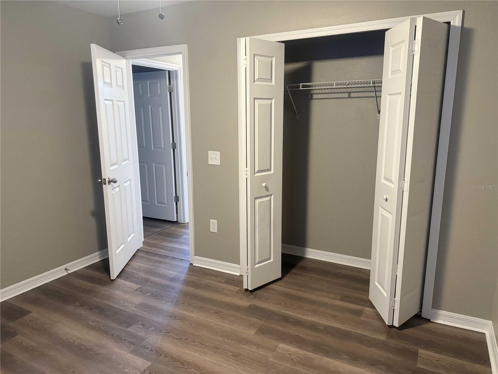 Image 24 of 30 For 12030 Silverlake Park Drive