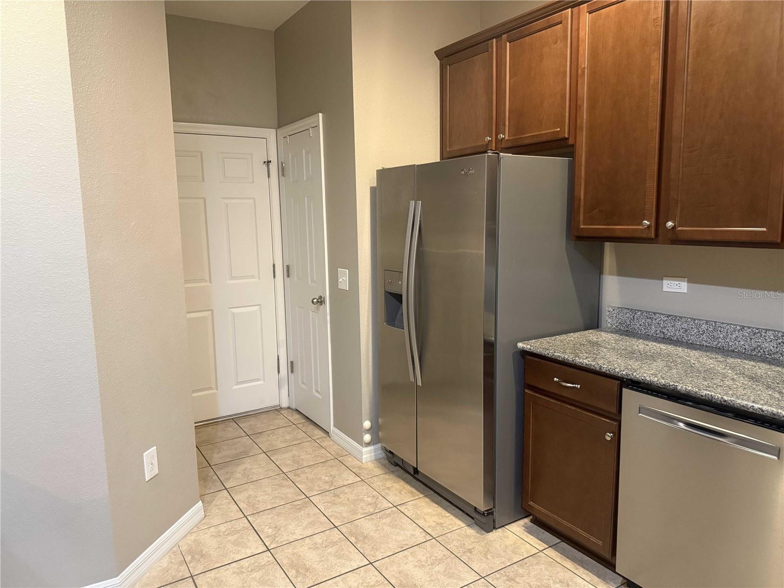 Image 5 of 30 For 12030 Silverlake Park Drive