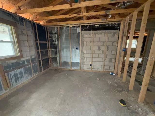 Image 11 of 16 For 2519 Hiawatha Avenue