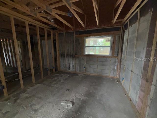 Image 12 of 16 For 2519 Hiawatha Avenue