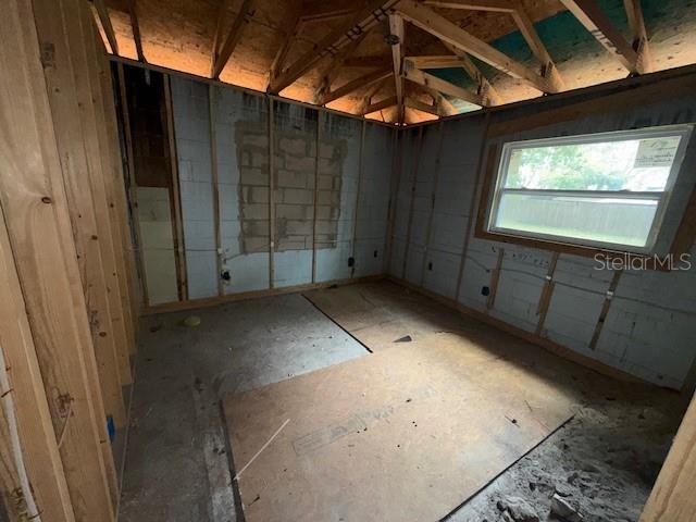 Image 7 of 16 For 2519 Hiawatha Avenue