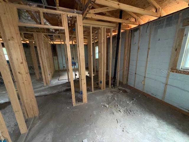 Image 9 of 16 For 2519 Hiawatha Avenue