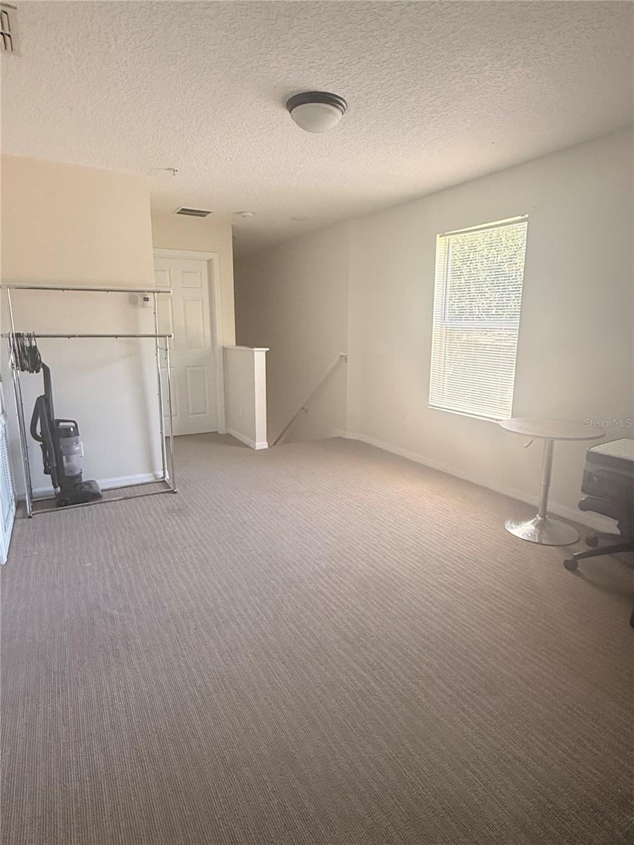 Image 13 of 21 For 307 Prickle Pear Court 64