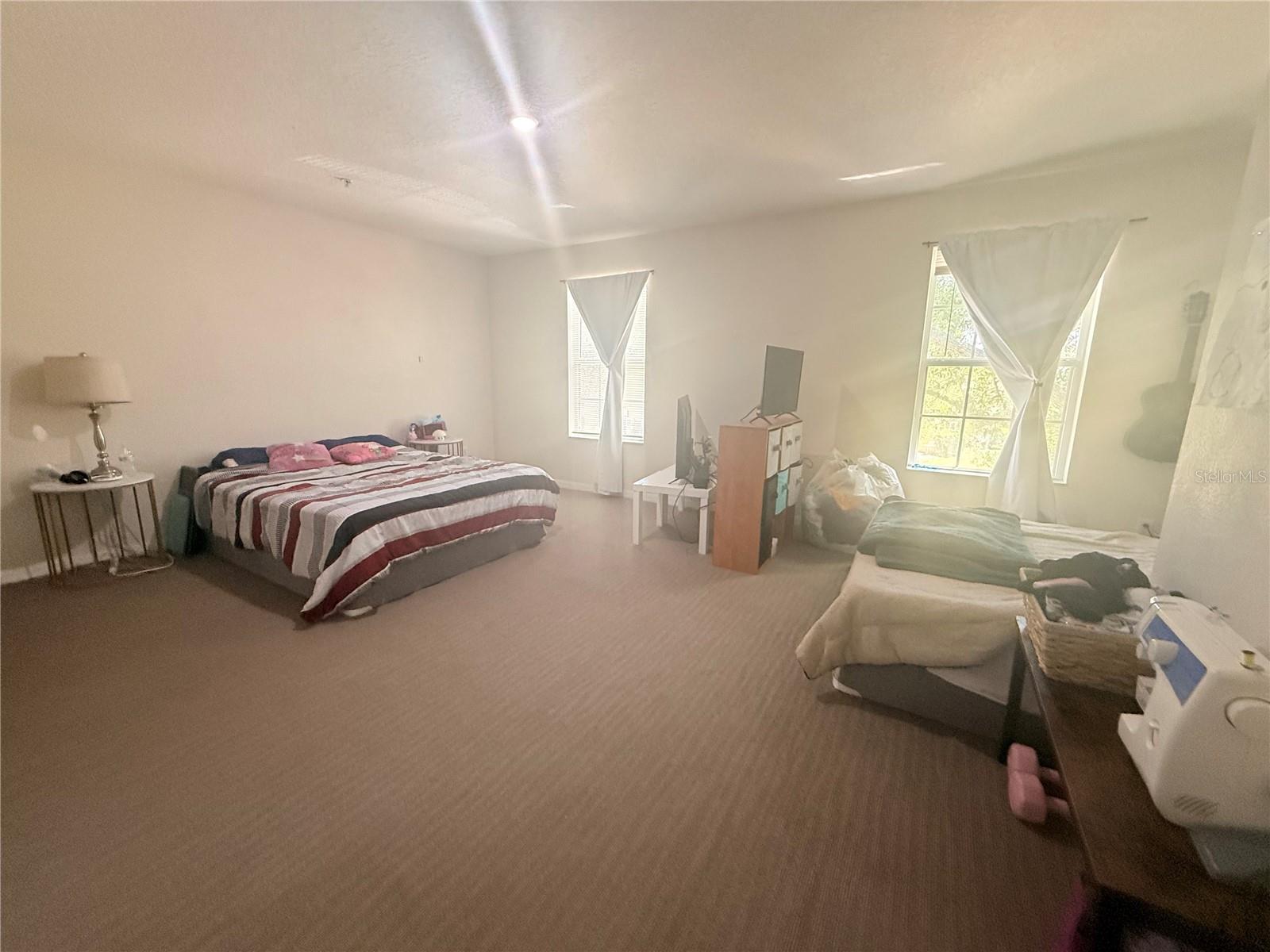 Image 15 of 21 For 307 Prickle Pear Court 64