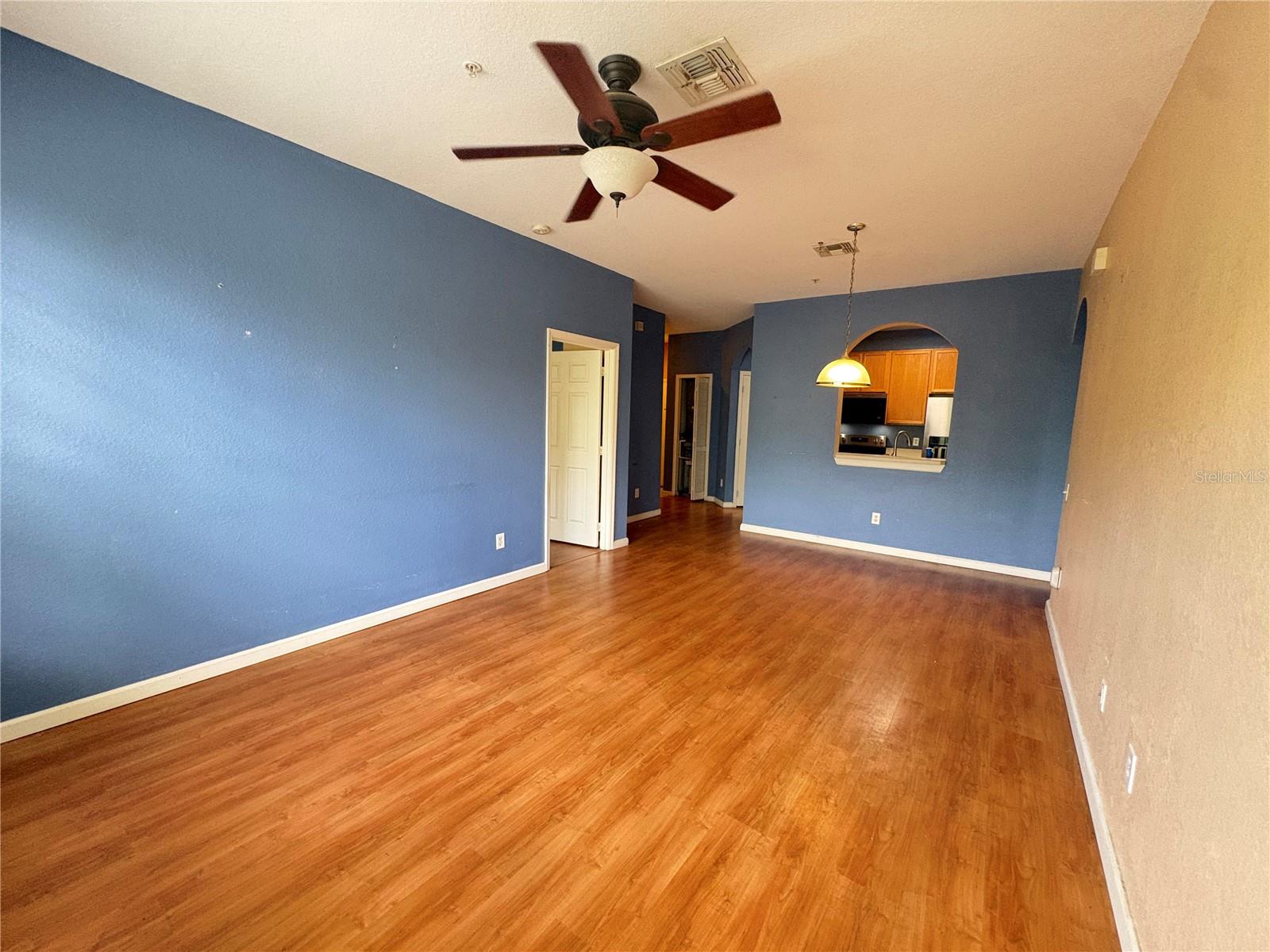 Image 5 of 19 For 3190 Dante Drive 307