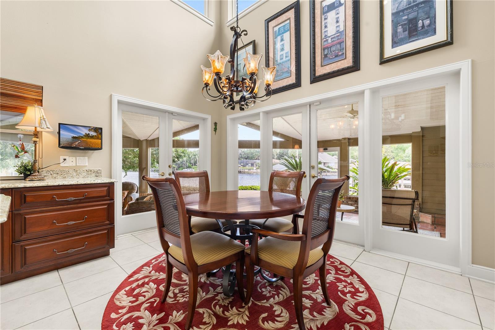 Image 32 of 84 For 1475 Riviera Drive