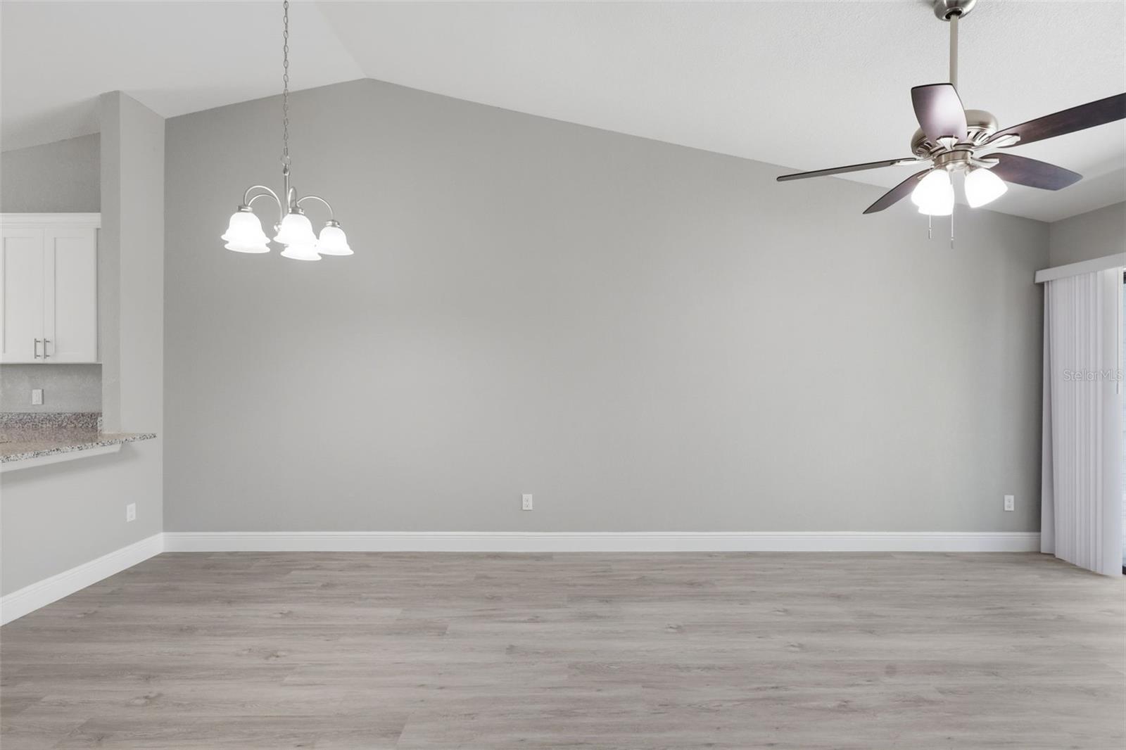 Image 12 of 38 For 2422 King Oak Court