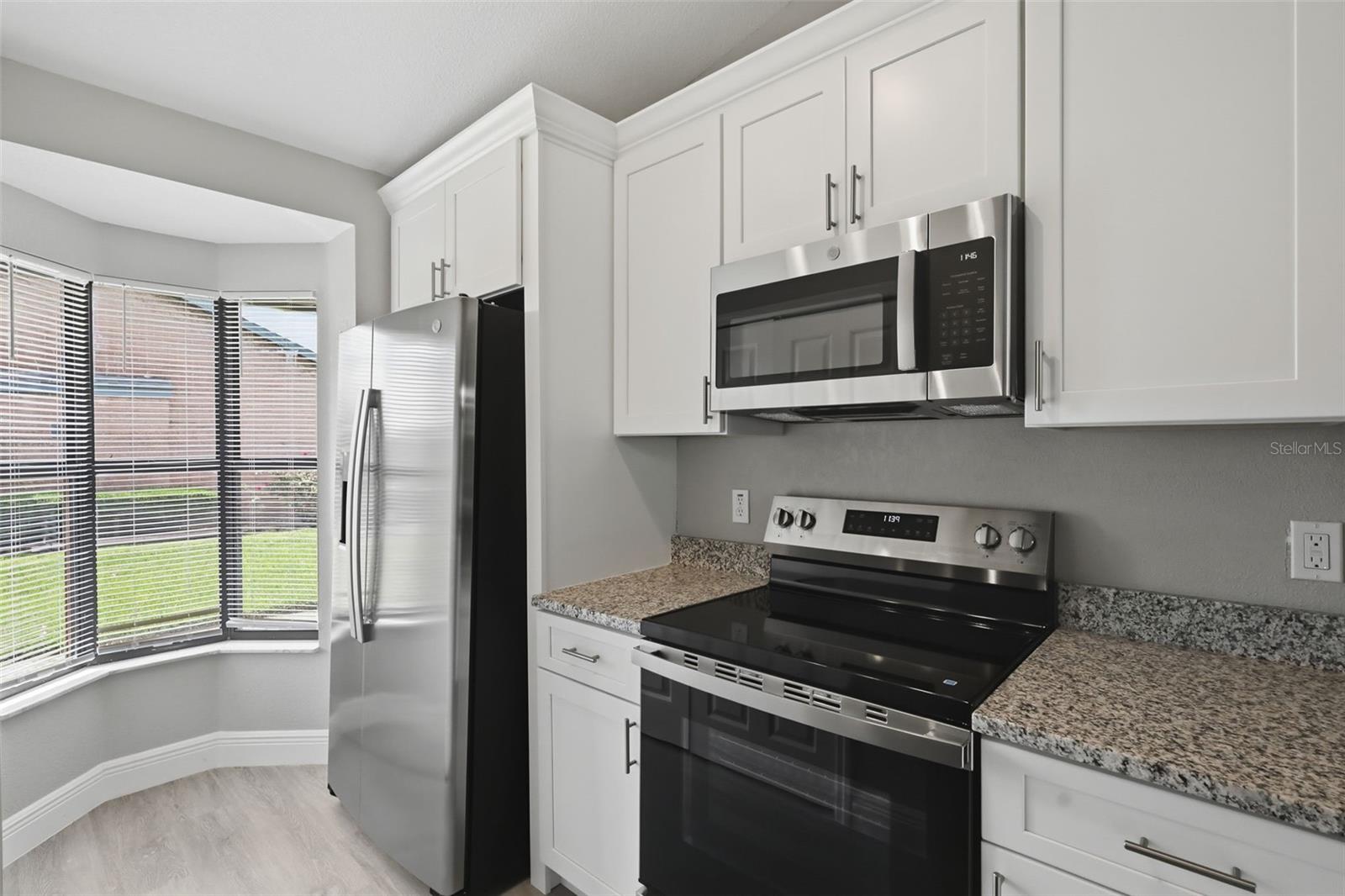 Image 17 of 38 For 2422 King Oak Court