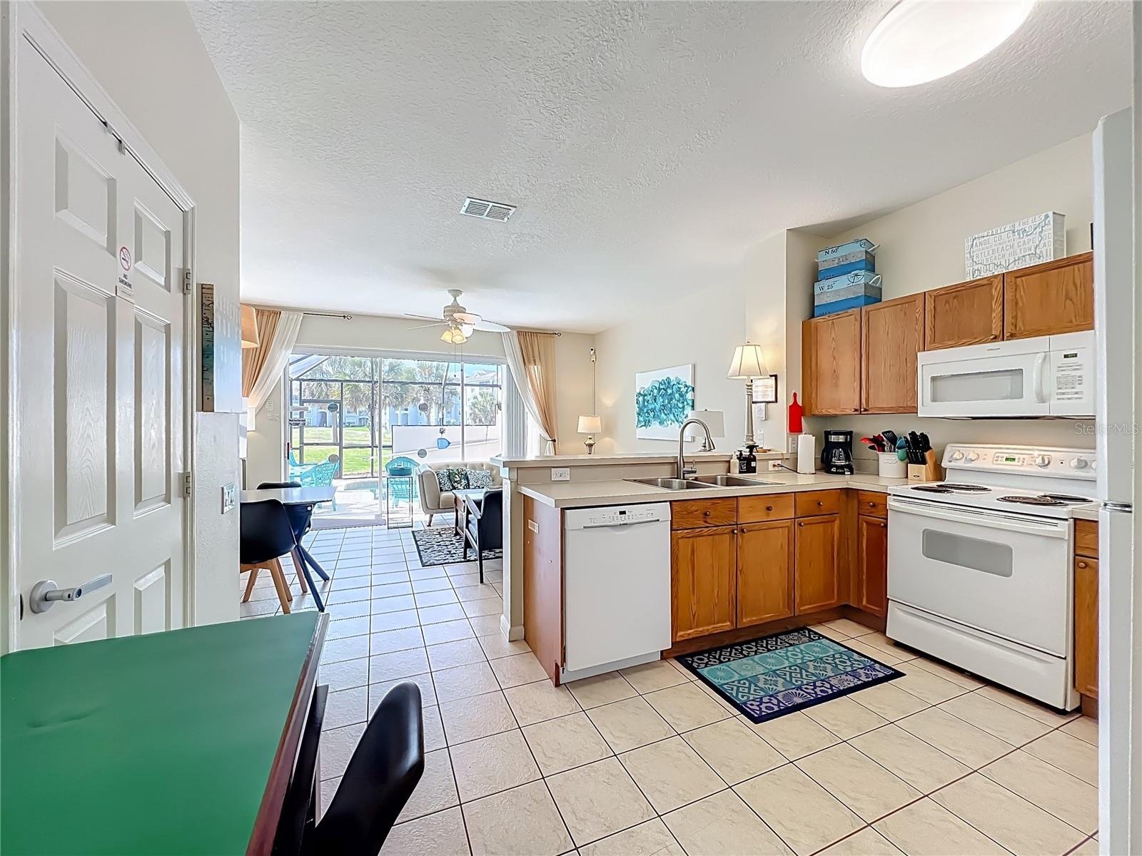 Image 14 of 71 For 8104 Princess Palm Lane