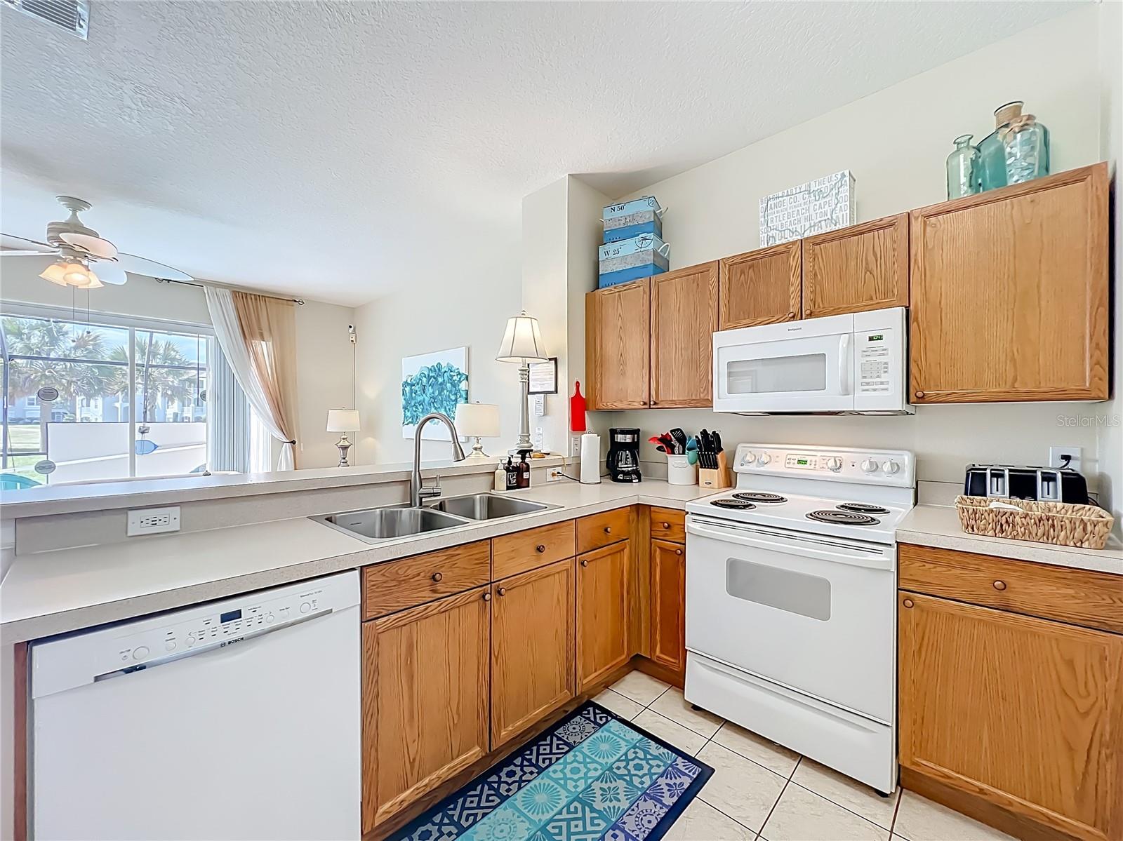 Image 16 of 71 For 8104 Princess Palm Lane