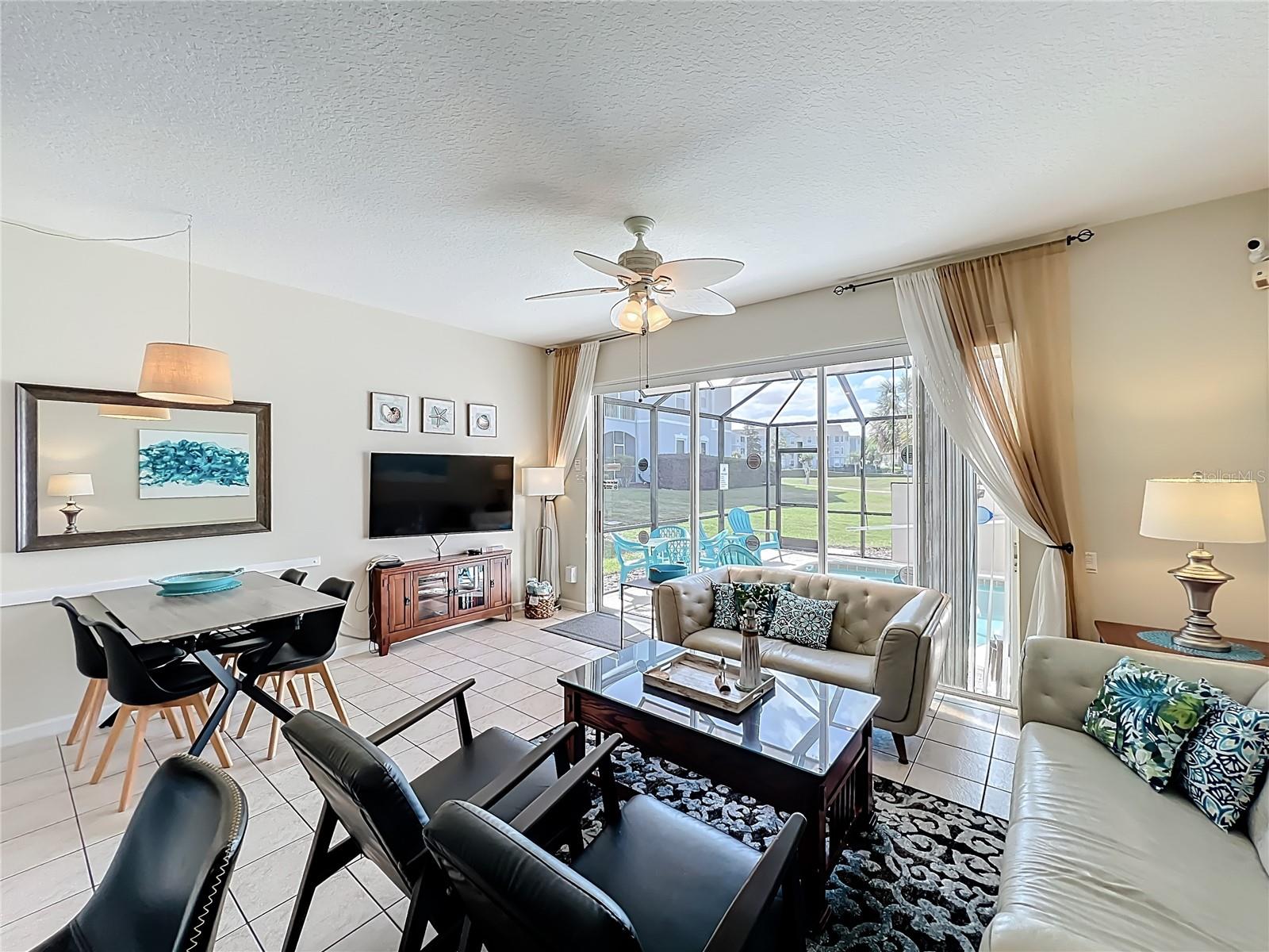 Image 6 of 71 For 8104 Princess Palm Lane