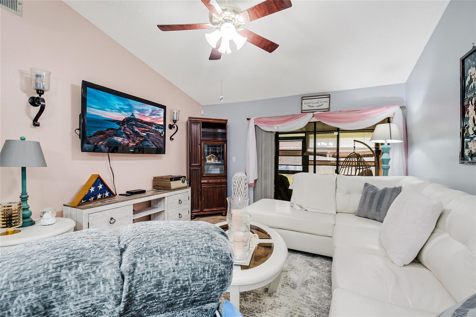 Image 22 of 29 For 2818 Shannon Oak Court