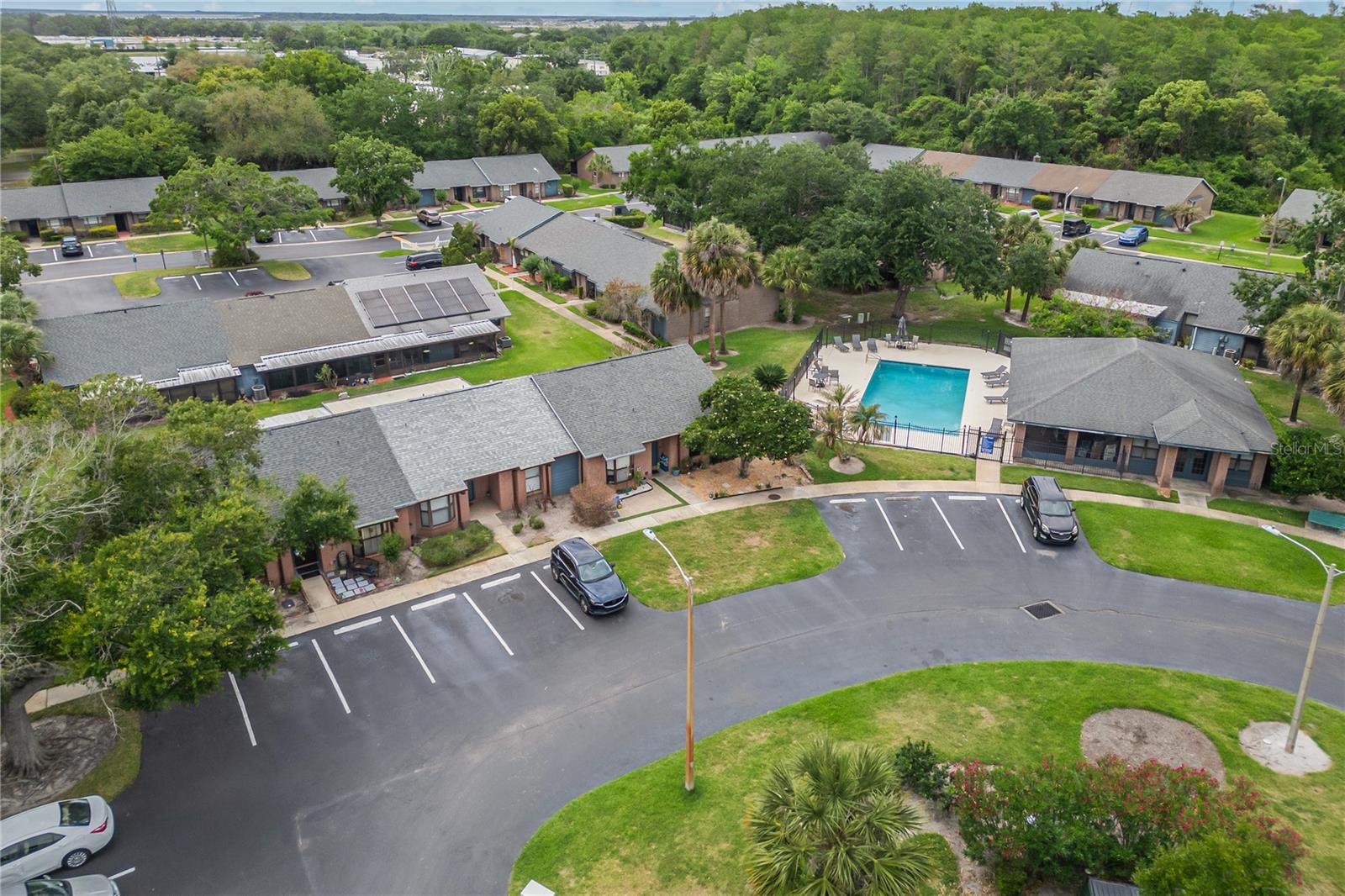 Image 5 of 29 For 2818 Shannon Oak Court