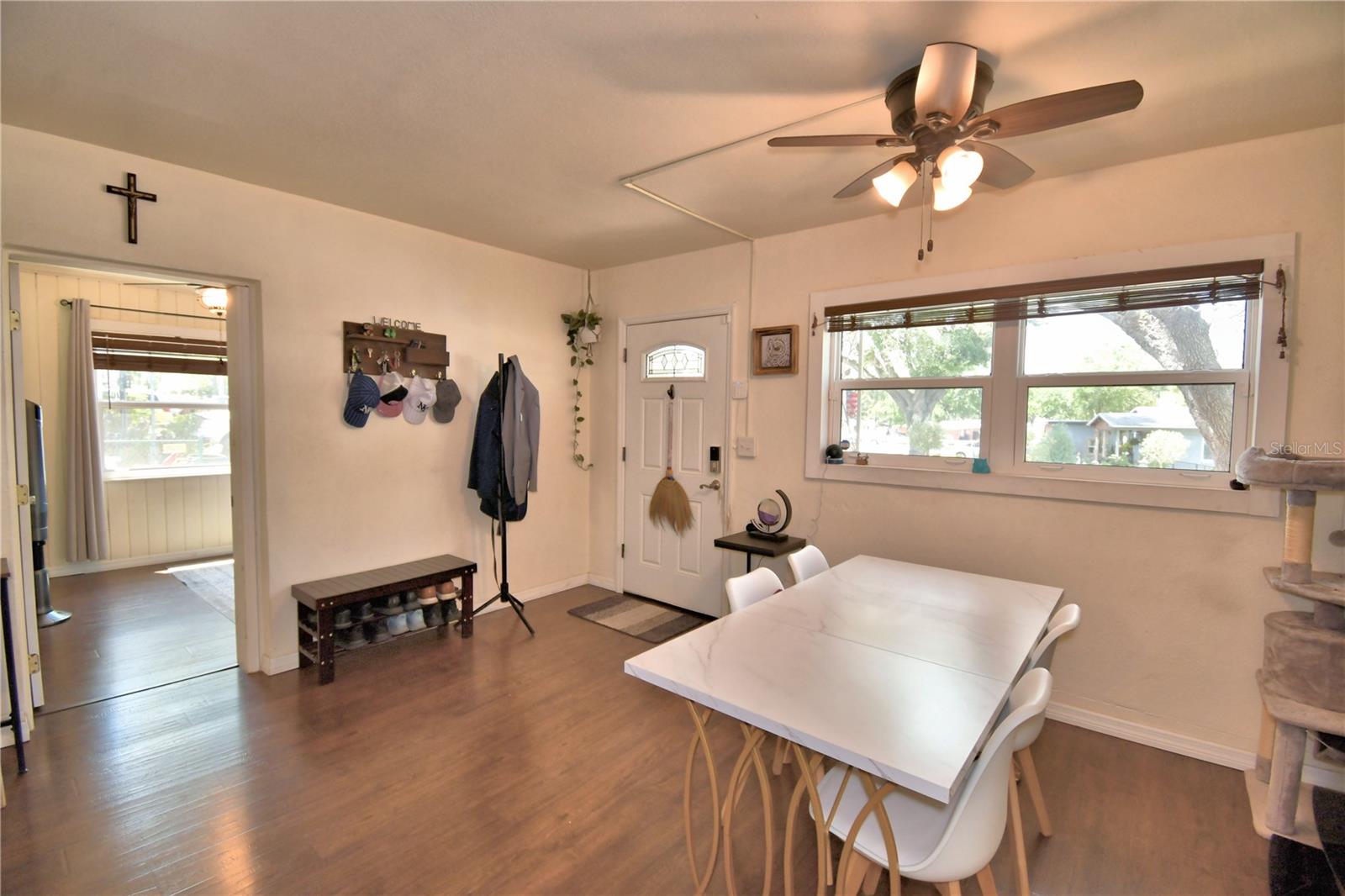 Image 4 of 40 For 631 Westover Street
