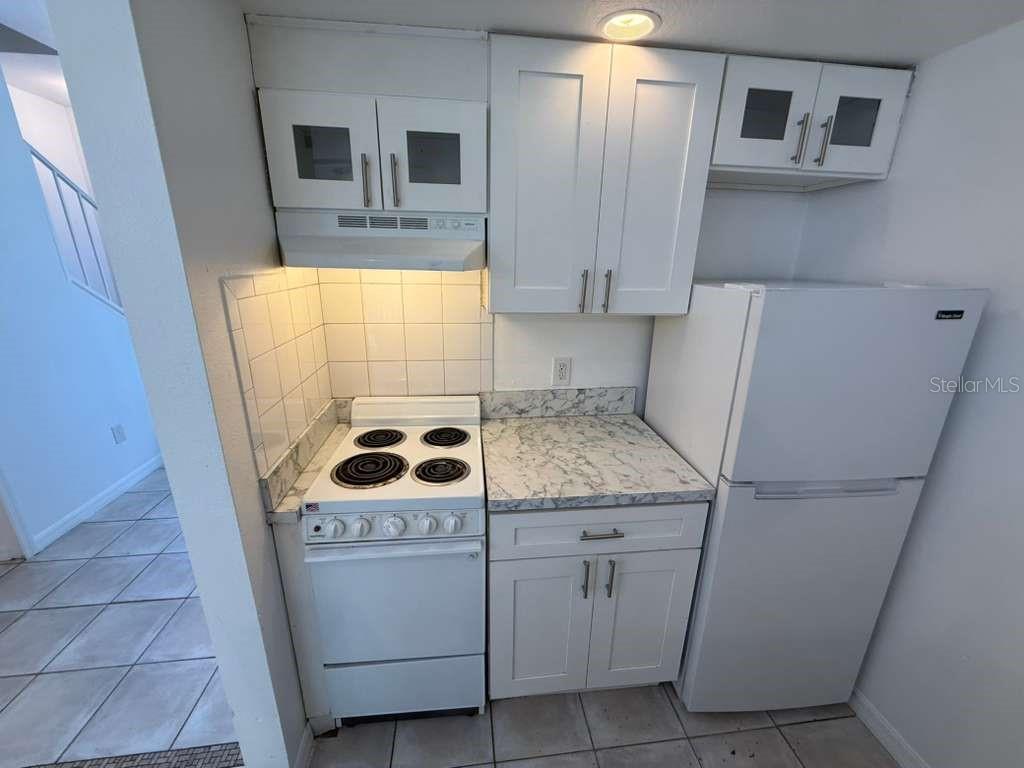 Image 9 of 21 For 4478 Saint Georges Court A