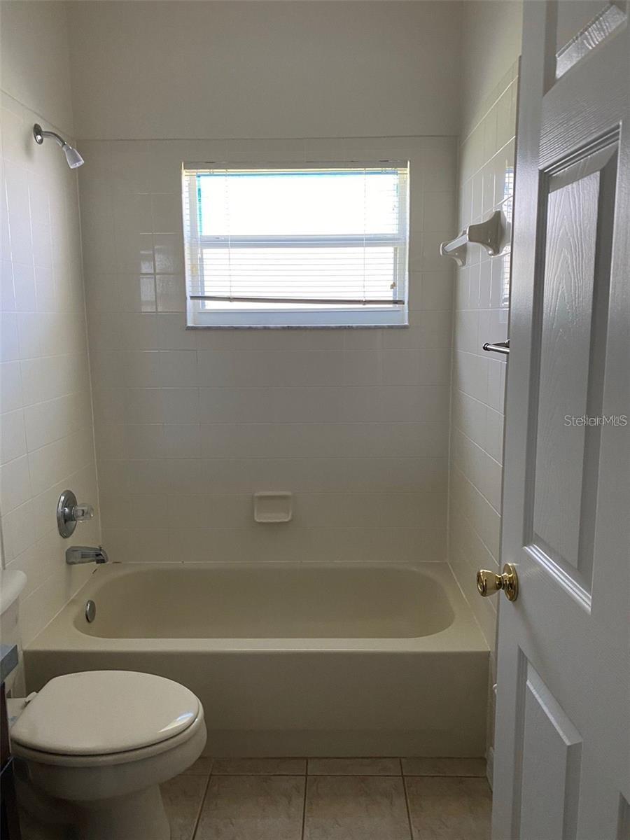 Image 8 of 9 For 2707 Patrician Circle