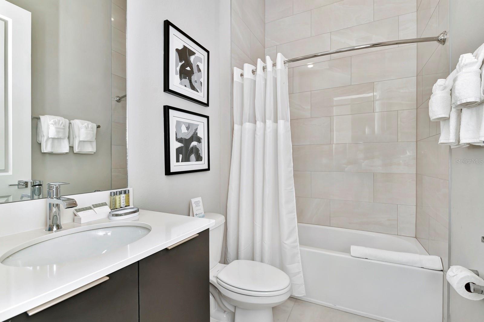 Image 43 of 59 For 7740 Sandy Ridge Drive 231