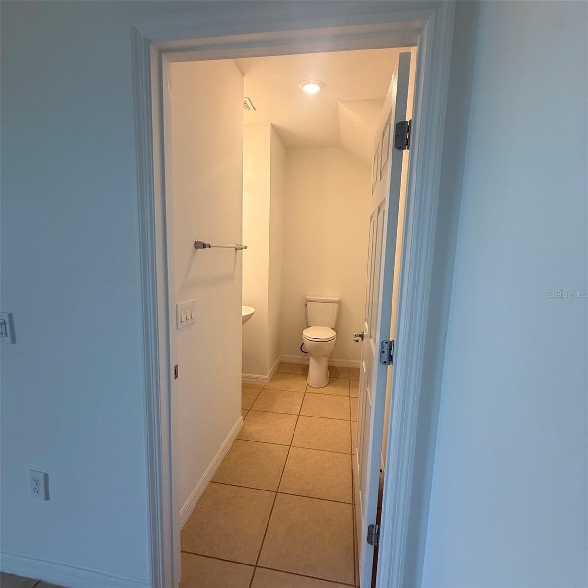 Image 22 of 24 For 3520 Beau Road