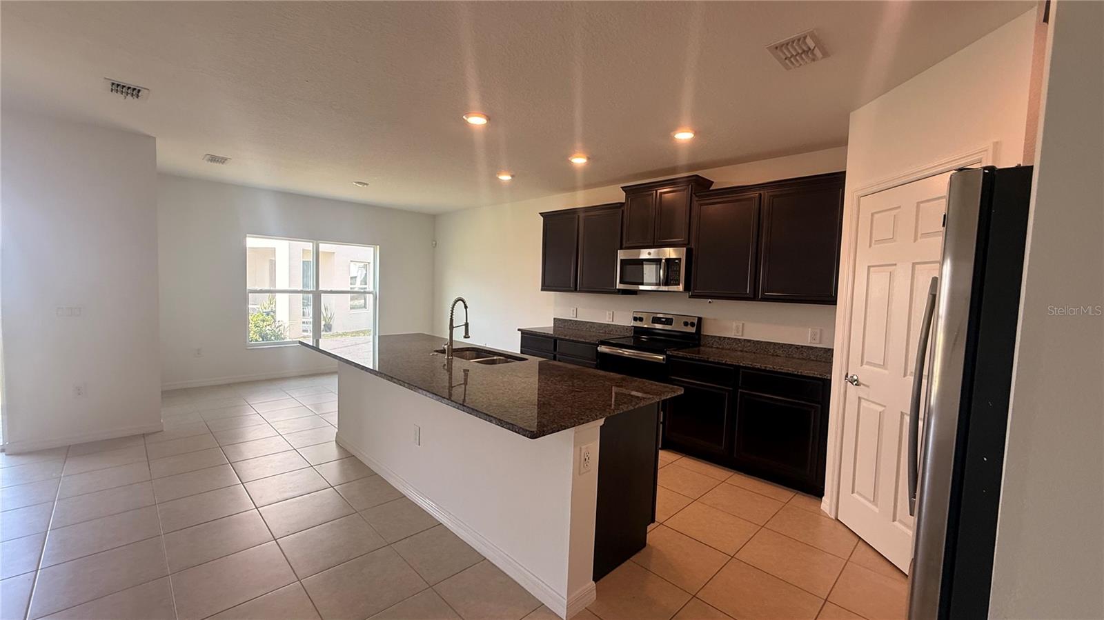 Image 8 of 24 For 3520 Beau Road