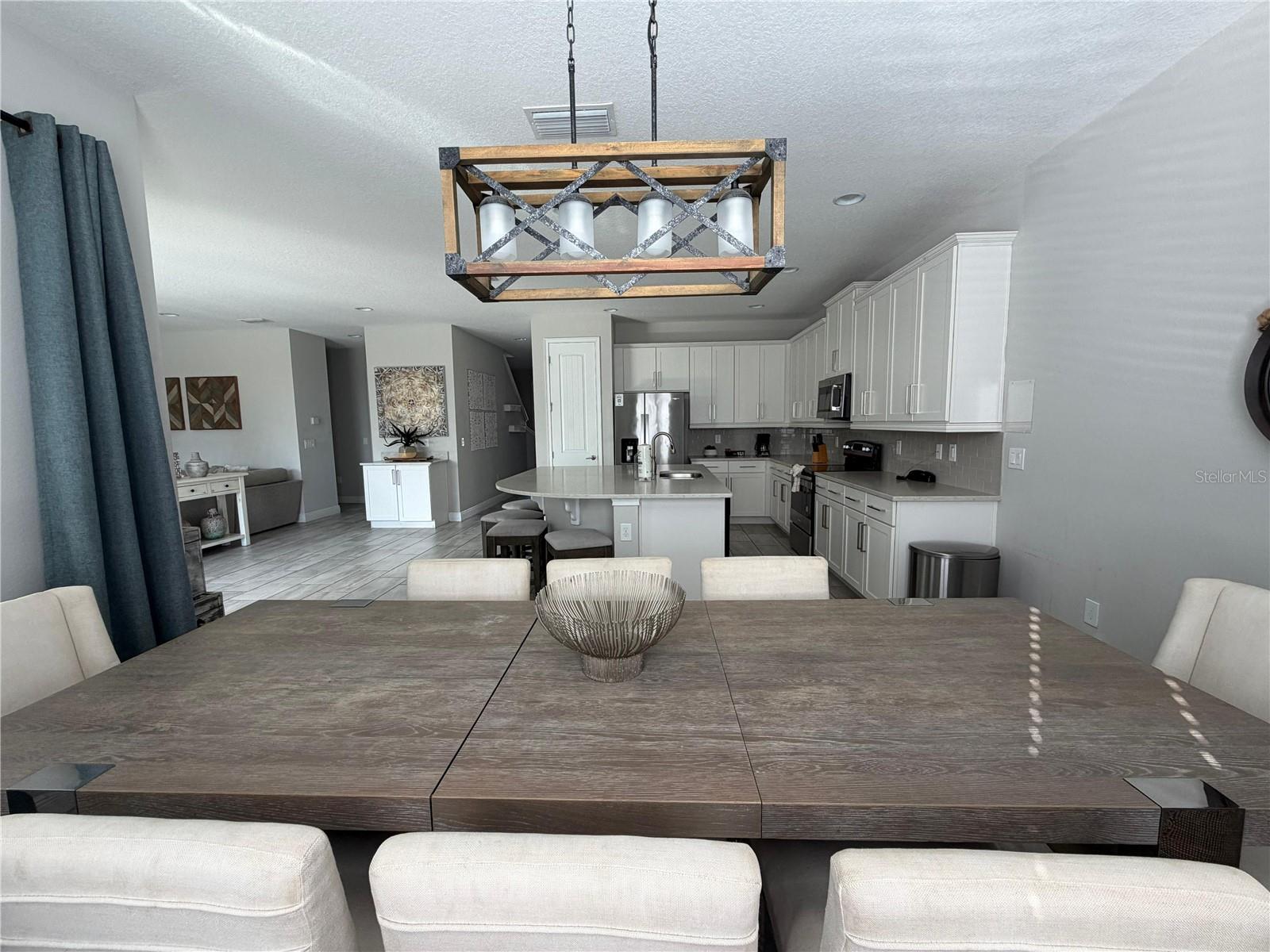 Image 10 of 48 For 7676 Fairfax Drive