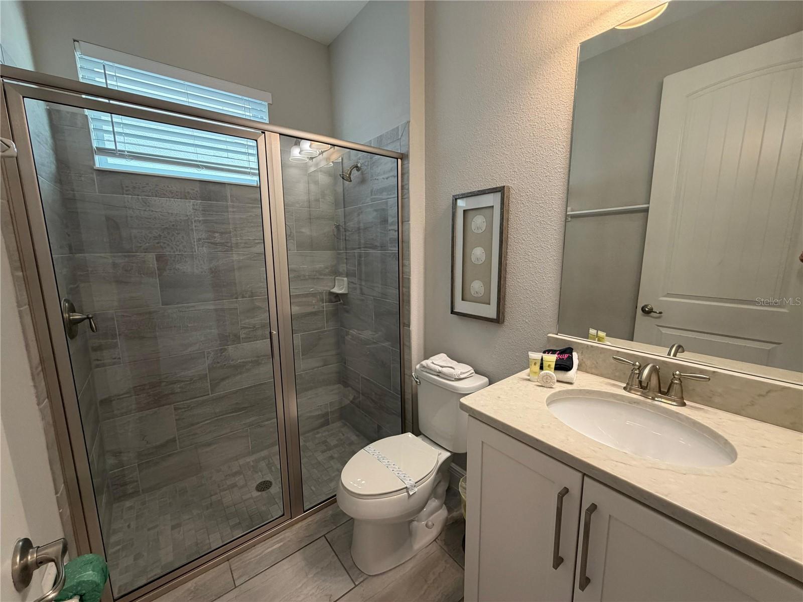 Image 6 of 48 For 7676 Fairfax Drive