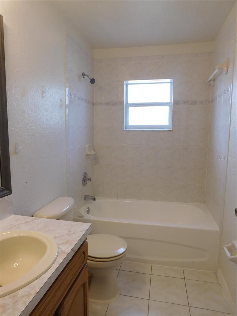 Image 7 of 18 For 756 Camel Court