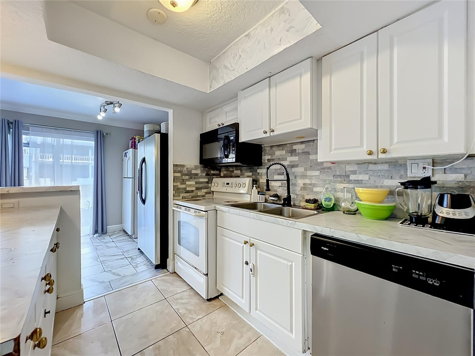 Image 14 of 52 For 4805 Texas Avenue 4805a