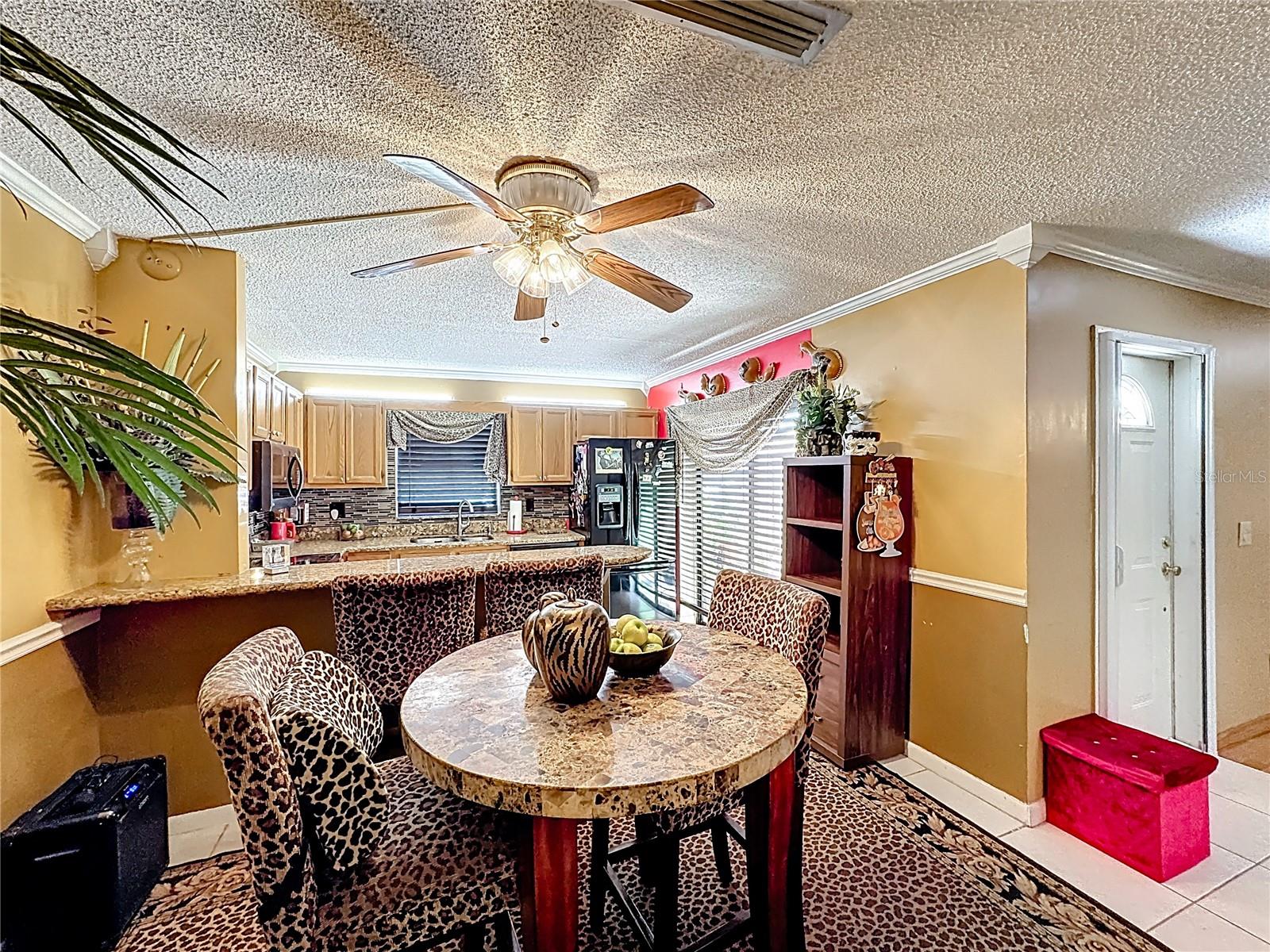 Image 14 of 50 For 1458 N Lawnwood Circle 24a