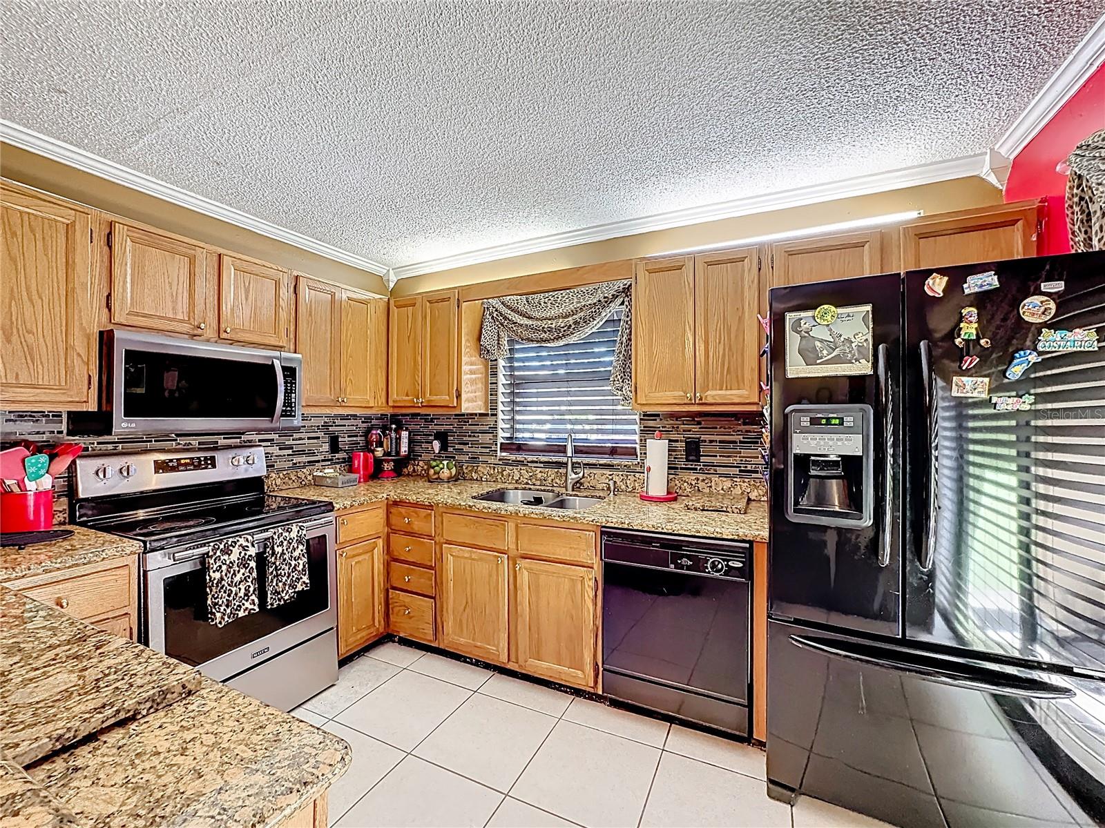Image 9 of 50 For 1458 N Lawnwood Circle 24a