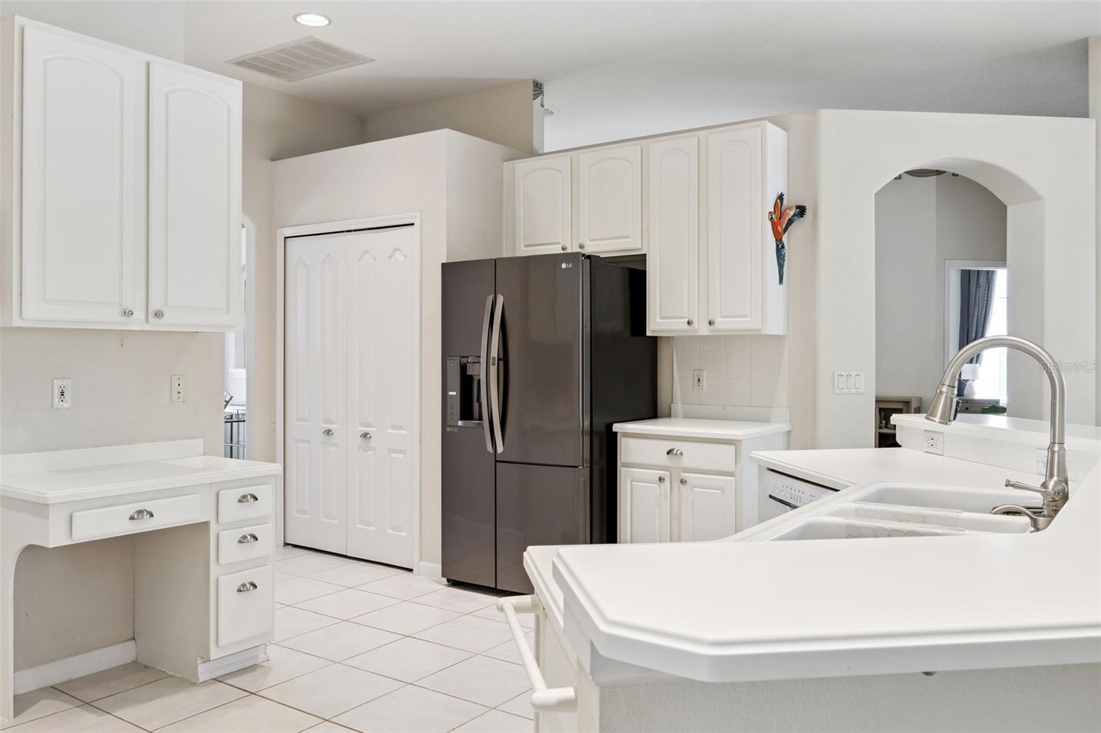 Image 18 of 56 For 551 Prestwick Drive