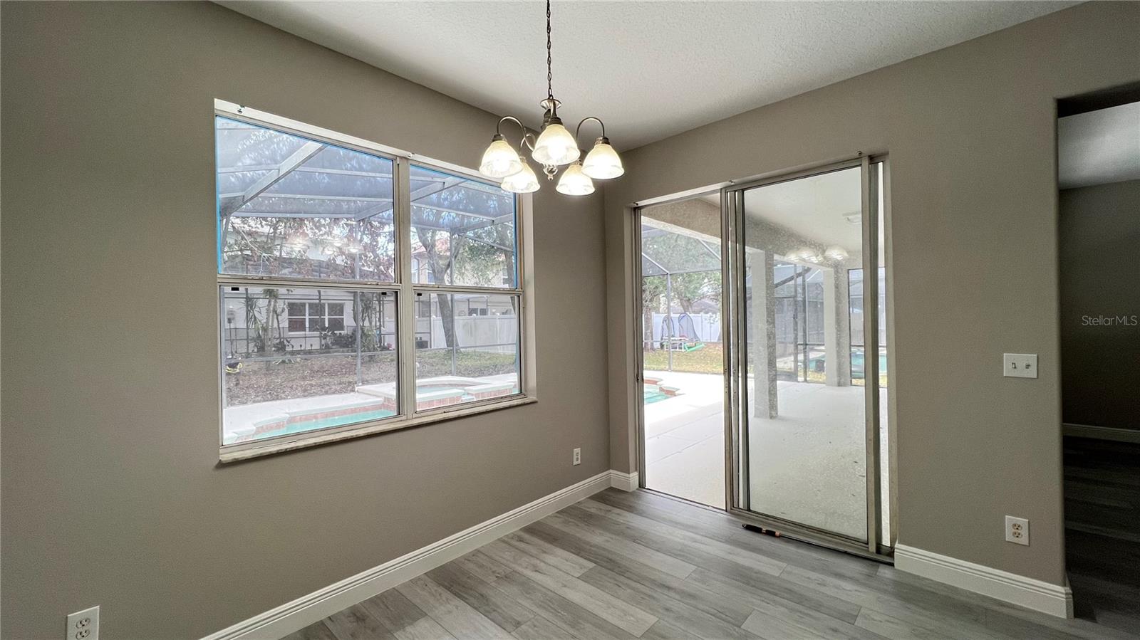 Image 11 of 45 For 1507 Blue Horizon Drive