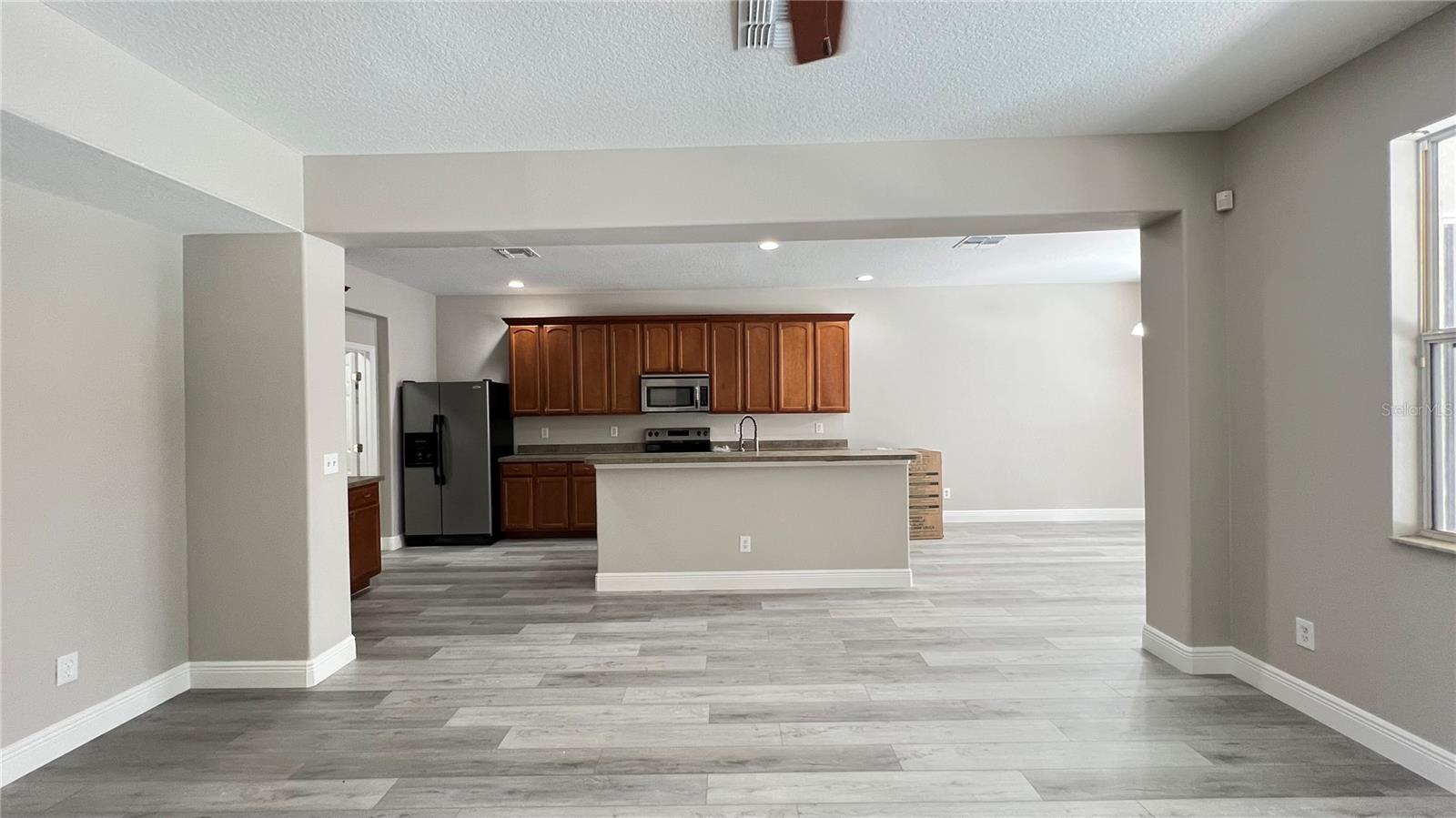 Image 14 of 45 For 1507 Blue Horizon Drive
