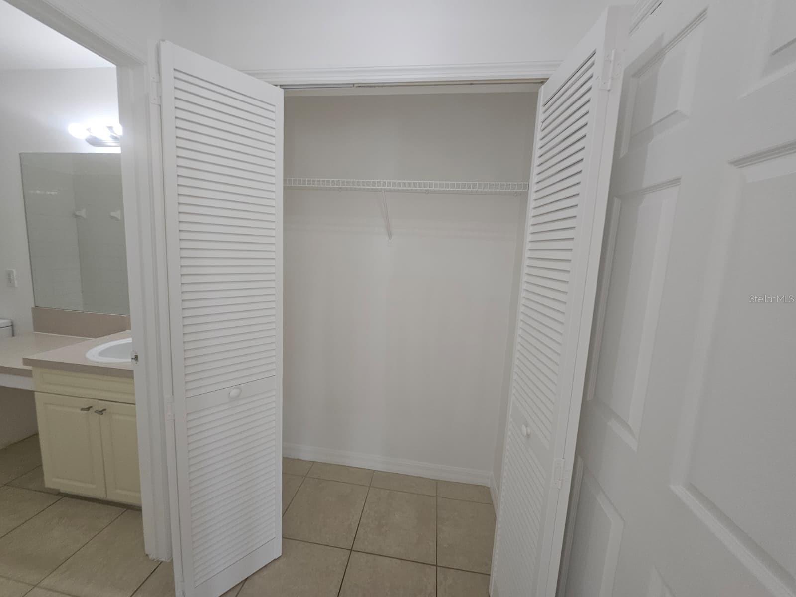 Image 8 of 11 For 601 Washington Palm Loop B