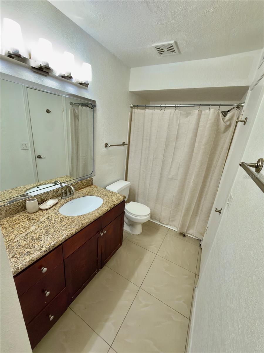 Image 16 of 21 For 5152 Conroy Road 17