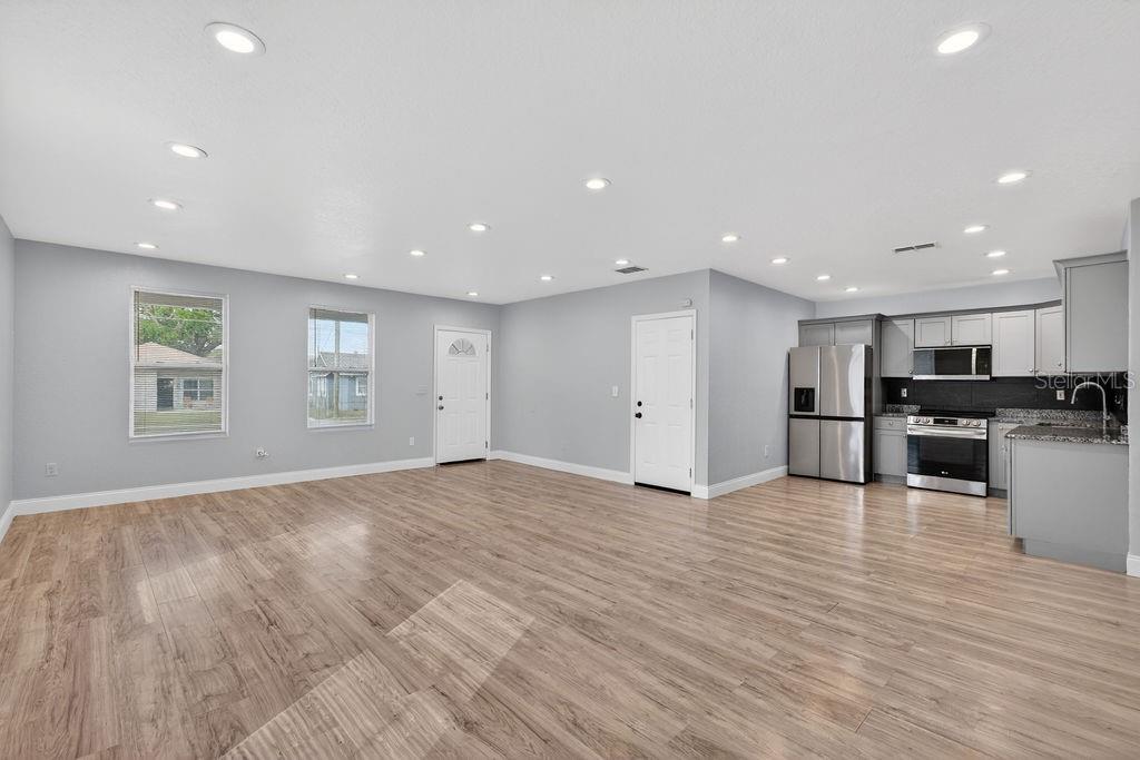Image 15 of 44 For 722 22nd Street