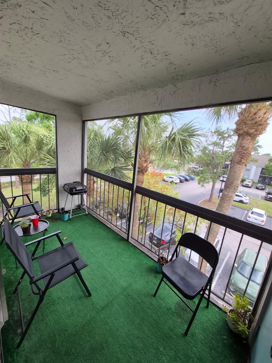 Image 12 of 24 For 2031 Cascades Boulevard 307