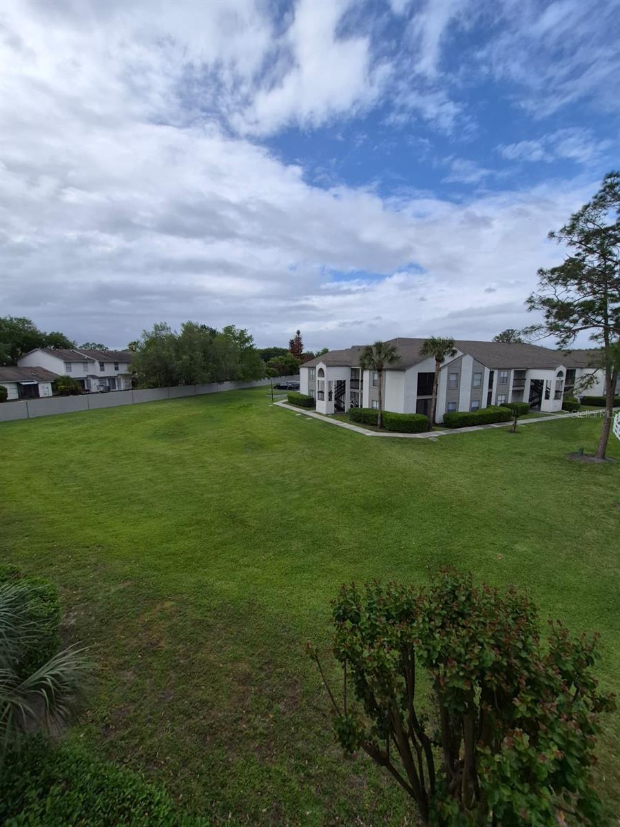 Image 16 of 24 For 2031 Cascades Boulevard 307