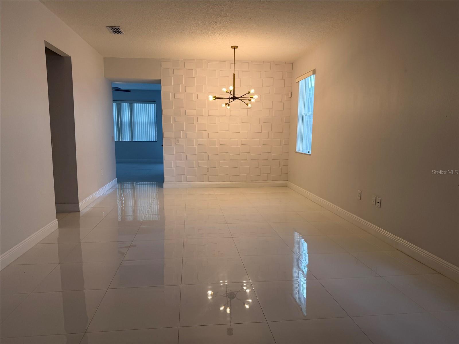 Image 2 of 25 For 1112 Pine Ridge Drive