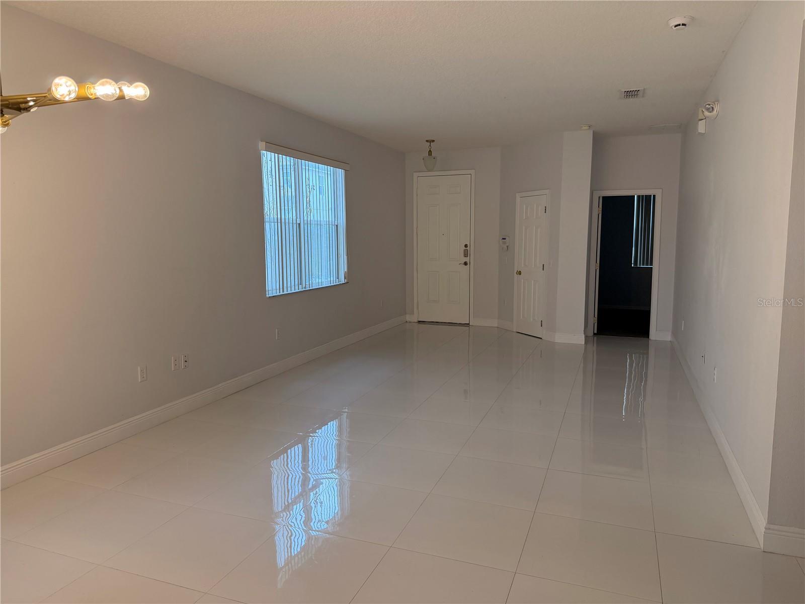Image 3 of 25 For 1112 Pine Ridge Drive