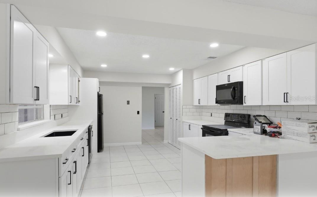 Image 14 of 44 For 33201 Coventry Drive