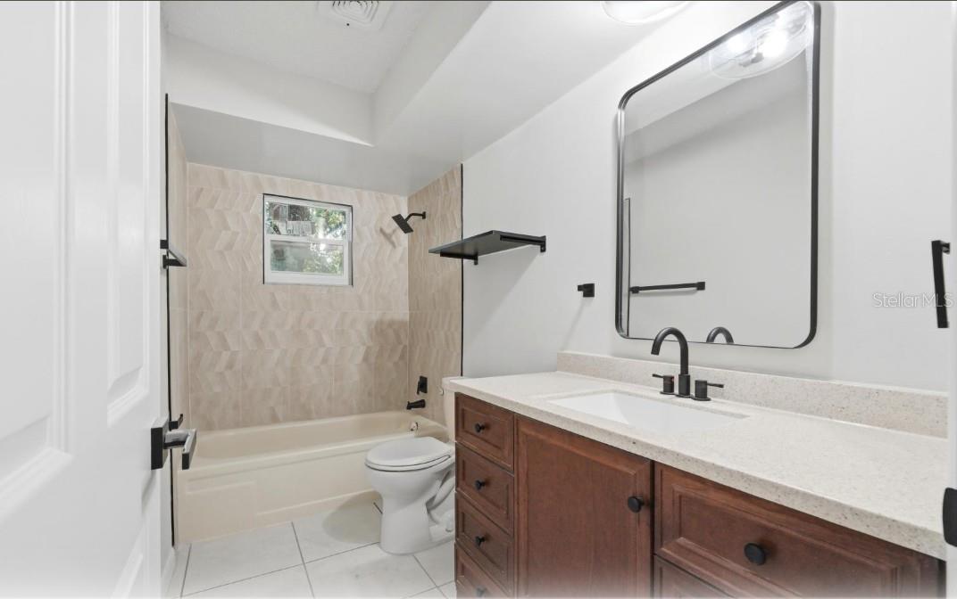 Image 17 of 44 For 33201 Coventry Drive
