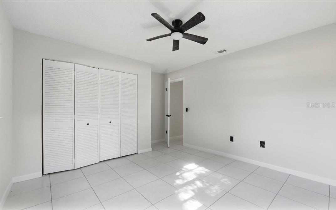 Image 19 of 44 For 33201 Coventry Drive