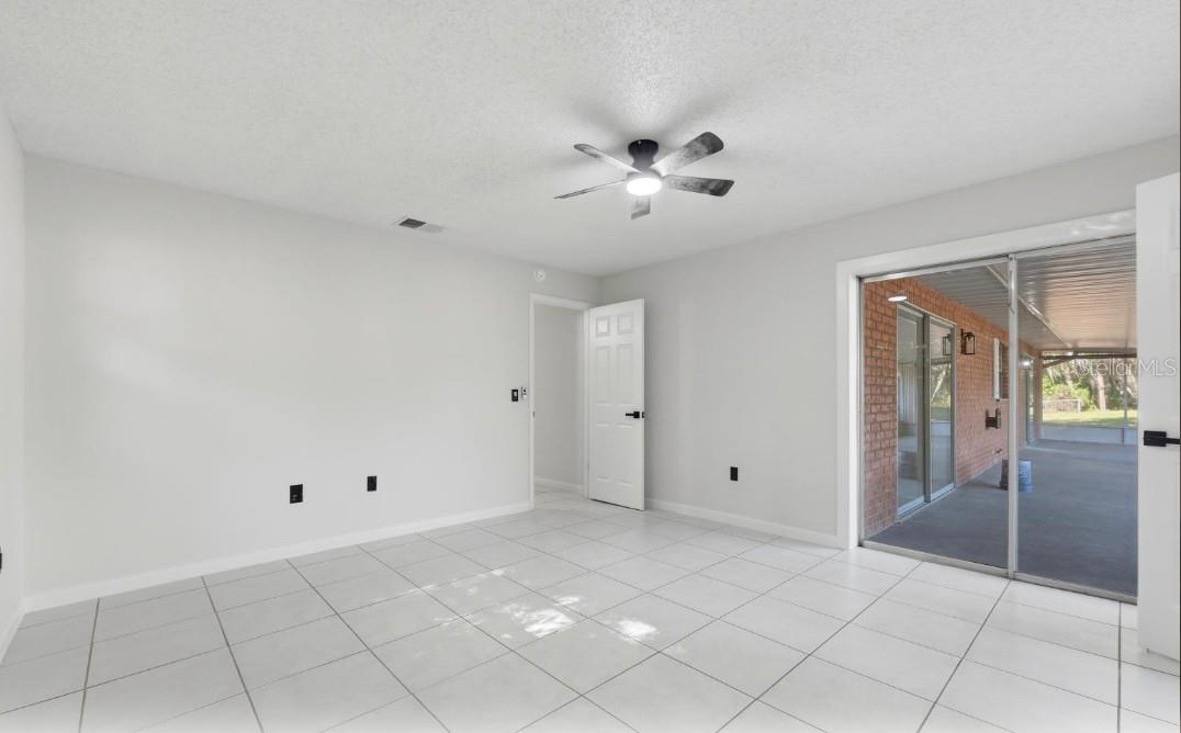 Image 33 of 44 For 33201 Coventry Drive