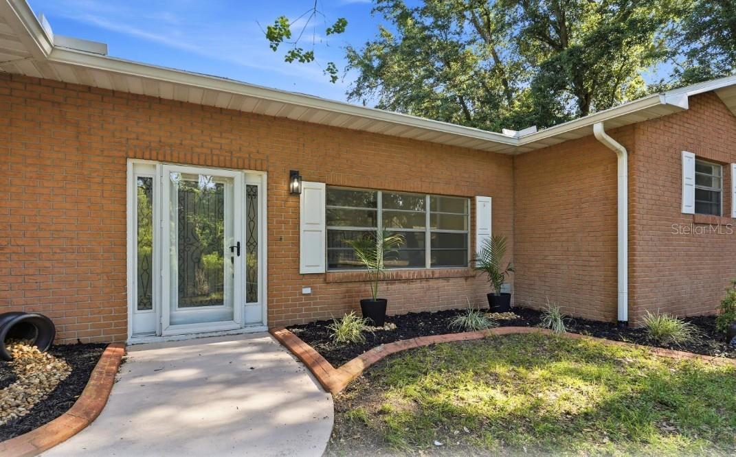 Image 4 of 44 For 33201 Coventry Drive