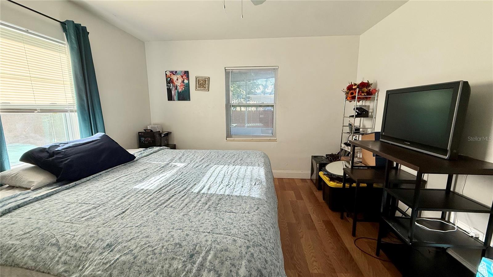 Image 11 of 39 For 811 22nd Street Nw