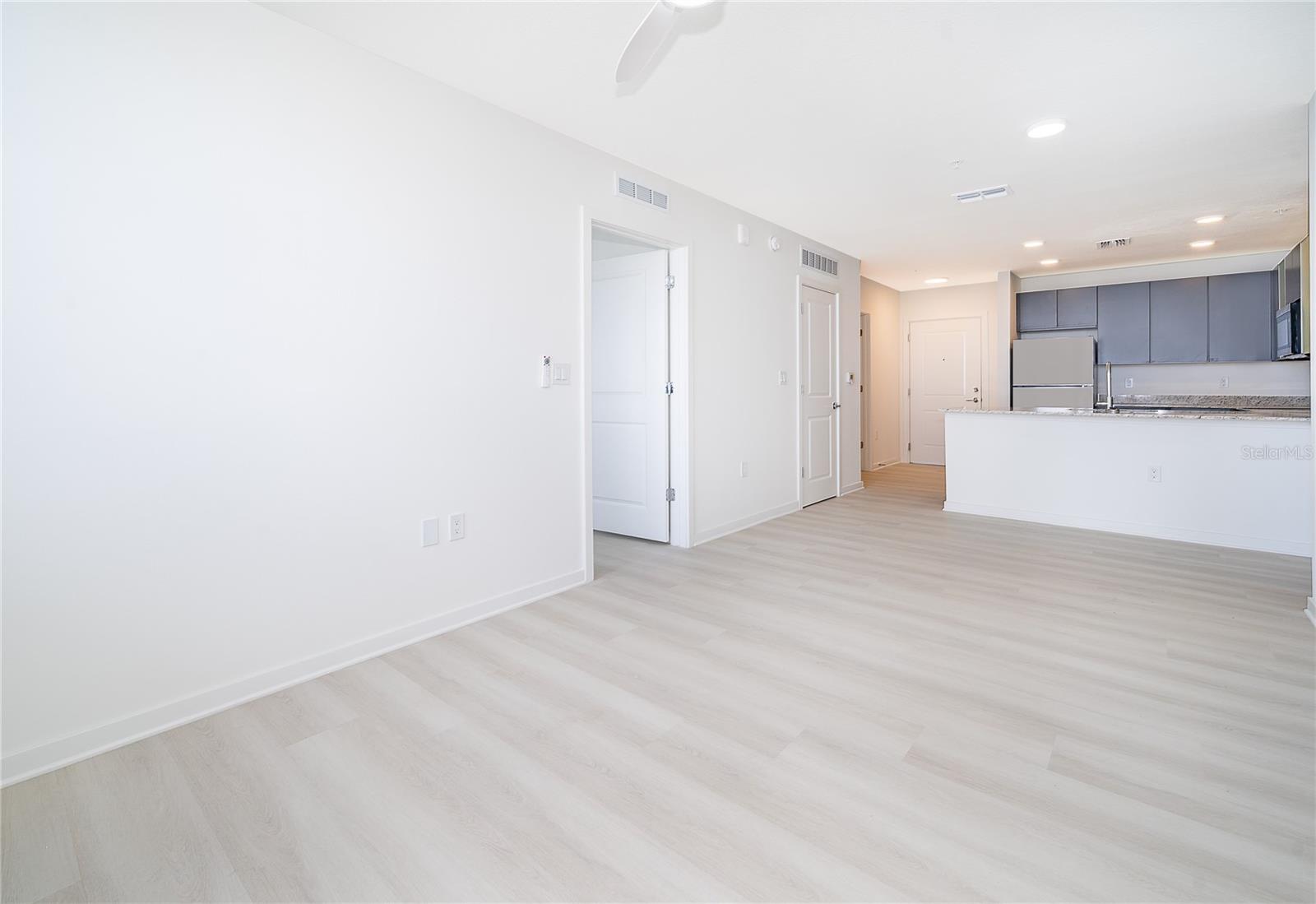 Image 14 of 46 For 5579 Millenia Park Blvd  521