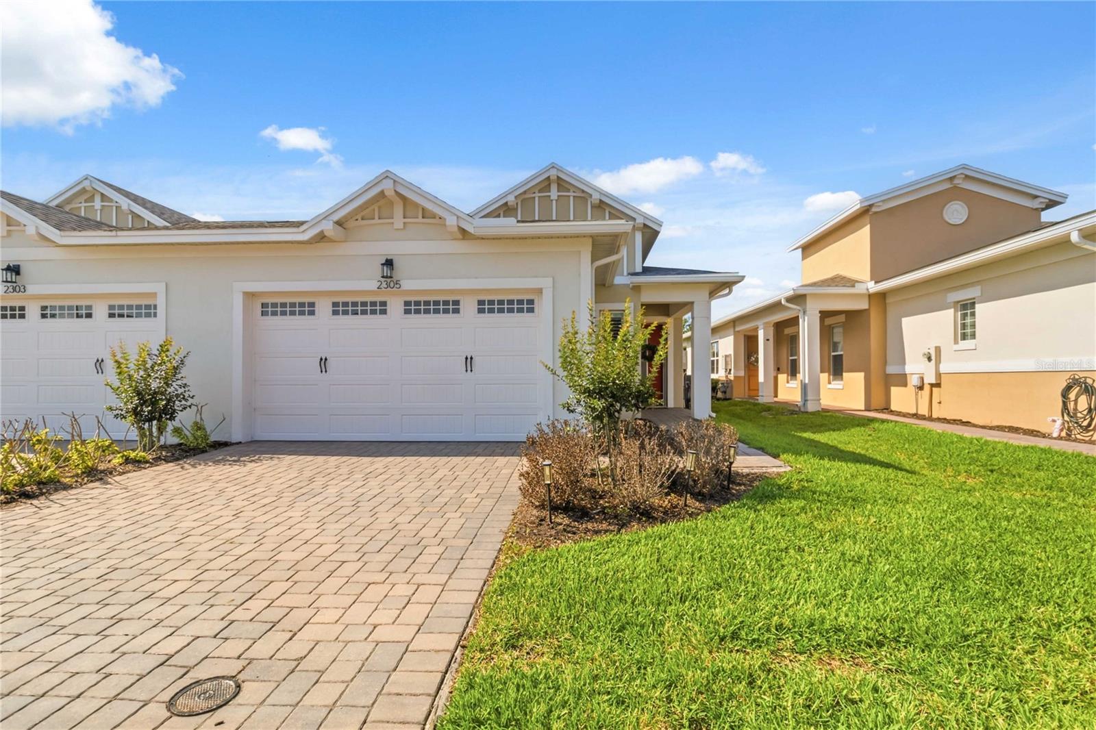 Listing photo id 0 for 2305 Datura Loop