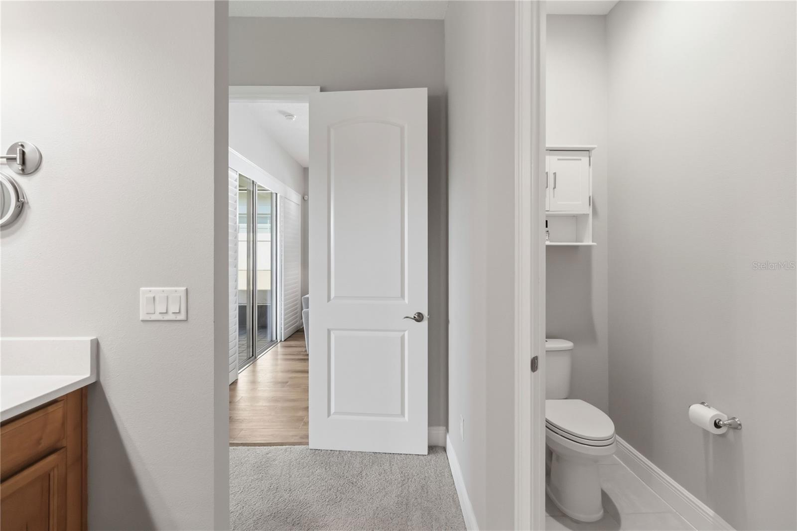 Listing photo id 26 for 2305 Datura Loop