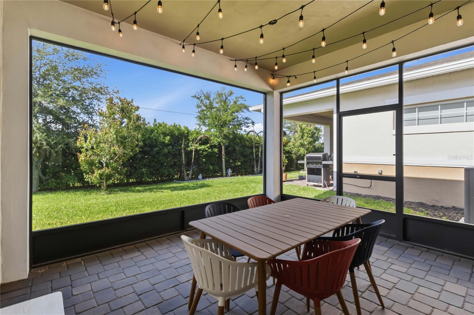 Listing photo id 38 for 2305 Datura Loop